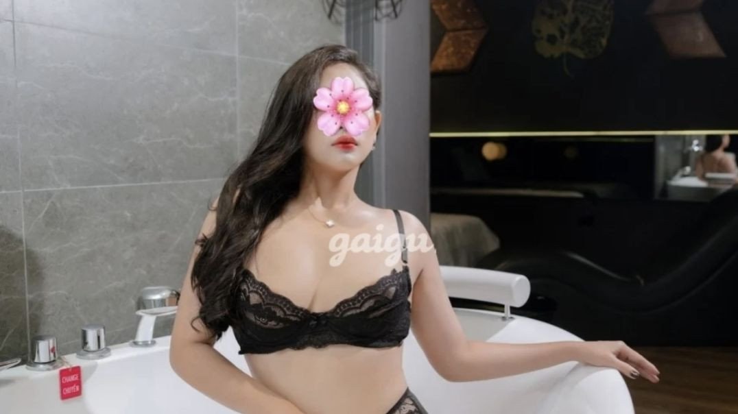 ⁣QUỲNH LAM đang là gái gọi tại Điện Biên Phủ, Mỹ Phú, TP. Cao Lãnh, Đồng Tháp